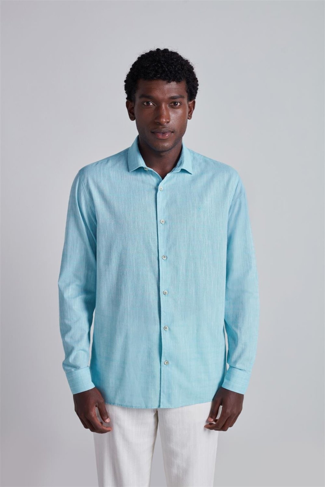 HIGHSTIL Camisa Lisa Slub Comfort - Azul Claro