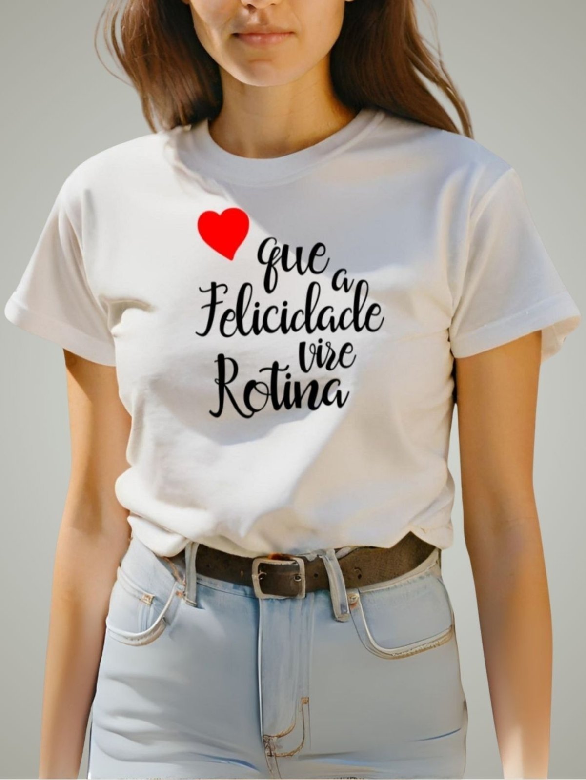 Camiseta Feminina GuGi T-shirt Que a Felicidade Vire Rotina Branco