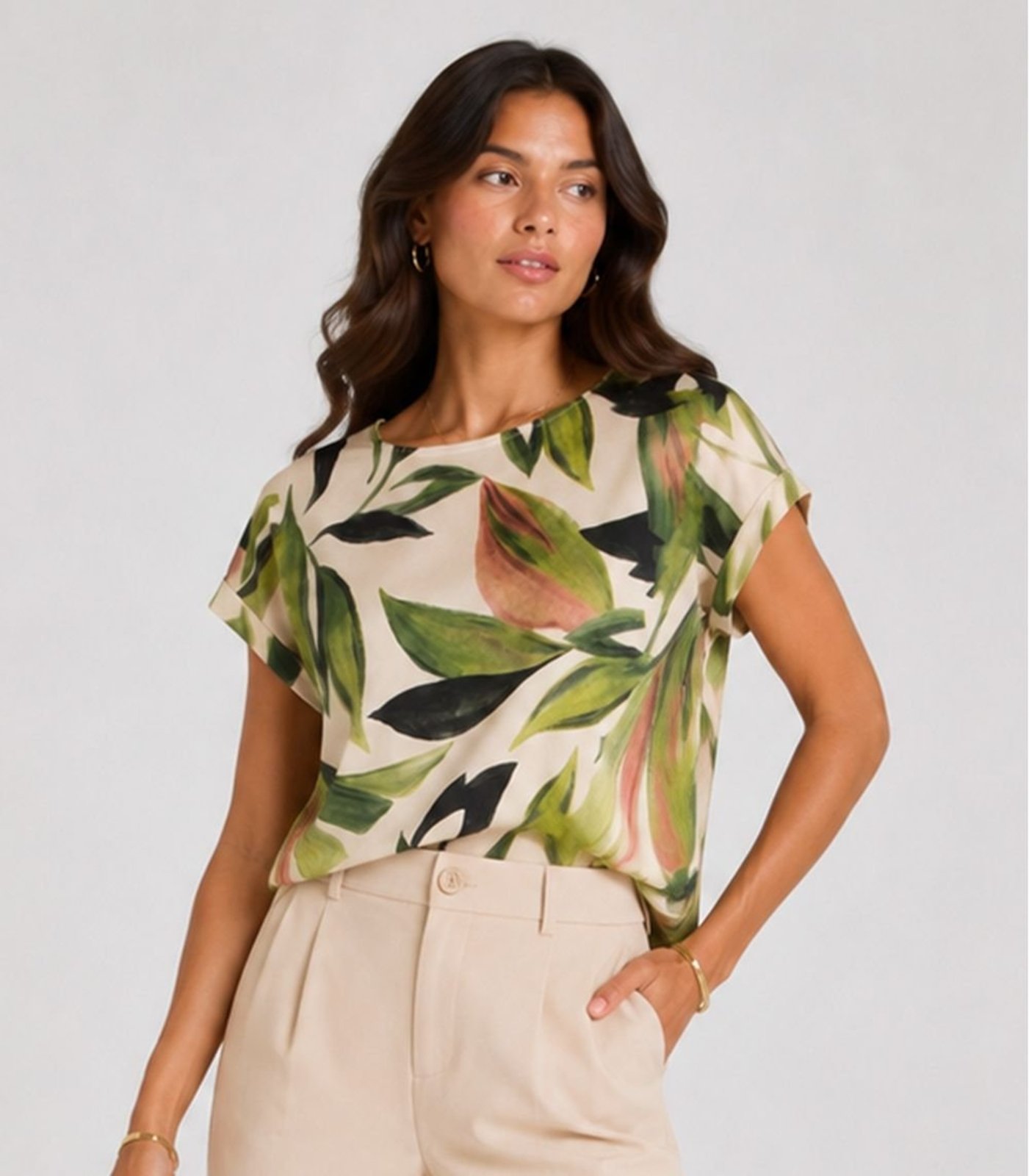 Blusa Feminina Manga Curta Estampada Infinita Cor Bege