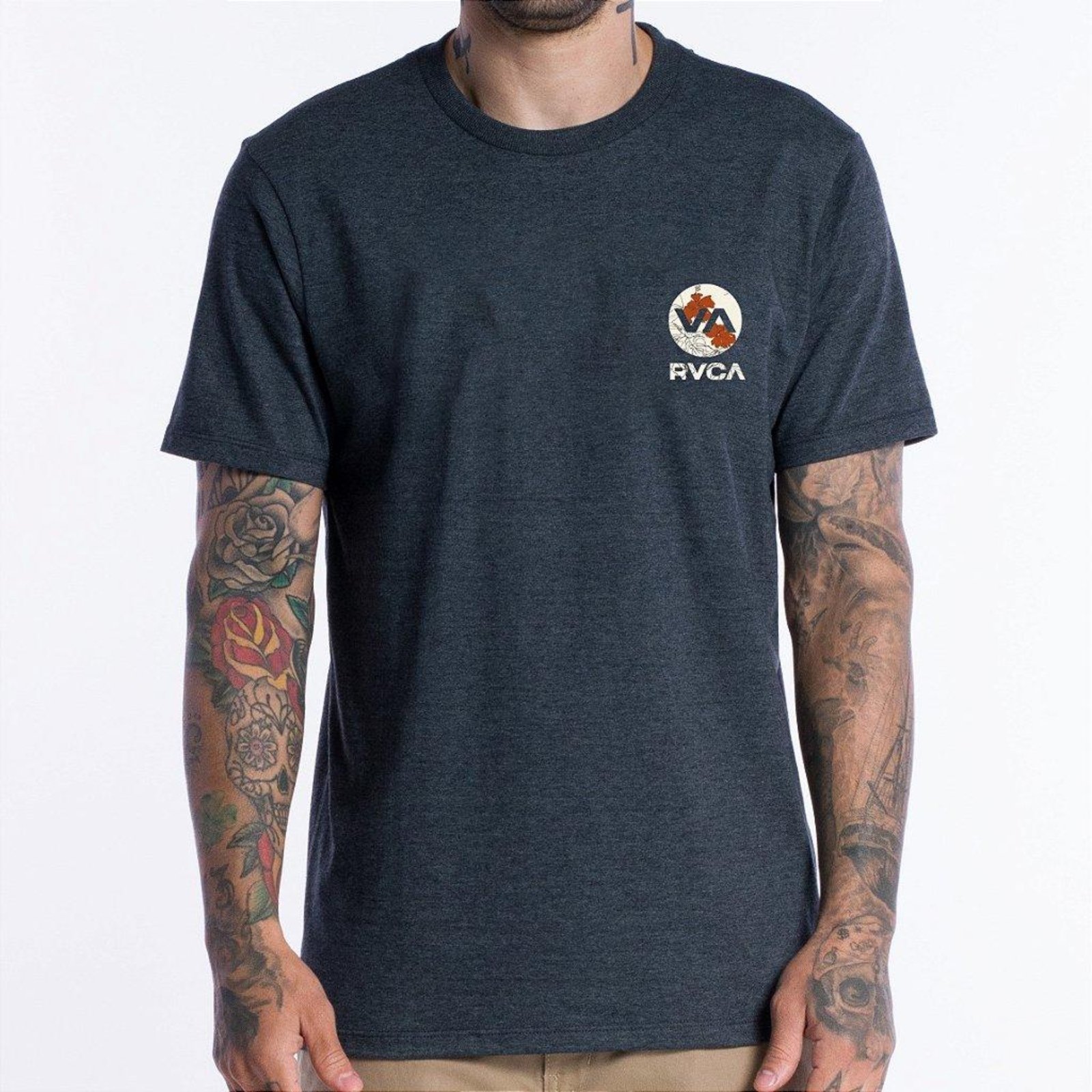 Camiseta RVCA Drawn In WT24 Masculina Cinza Escuro Mescla