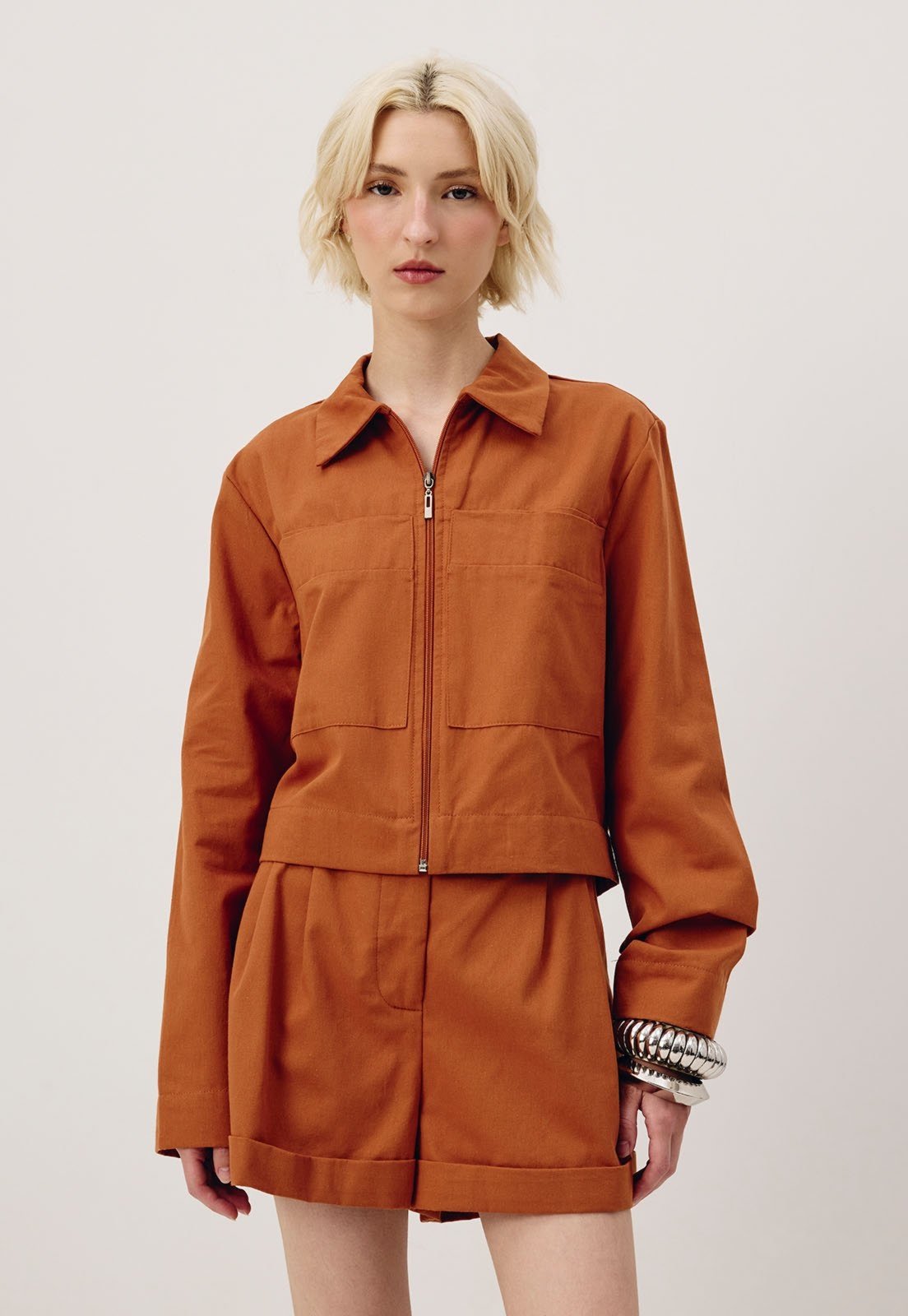 Jaqueta Cropped Bolso Frontal Chapado