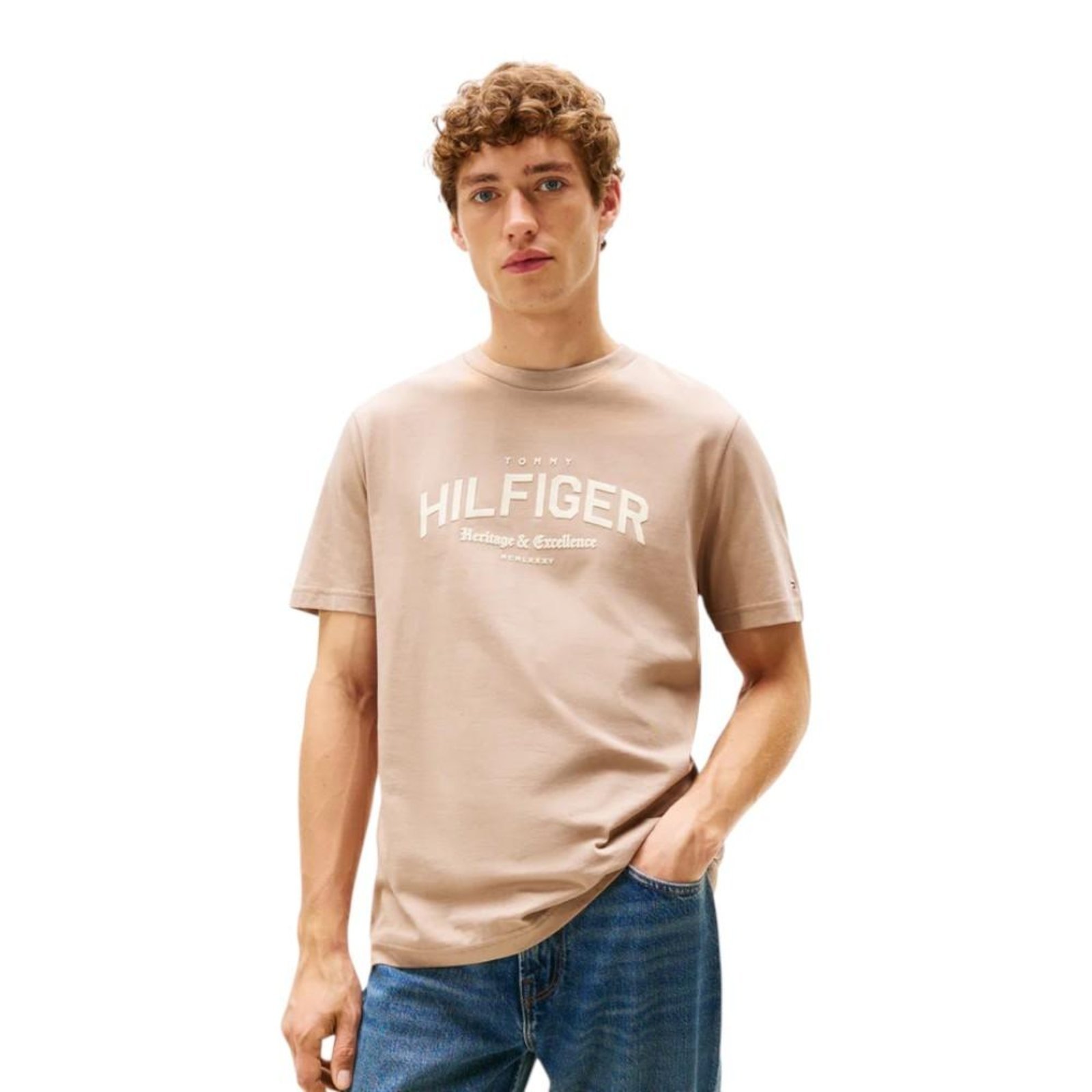 Vista 2 Camiseta Tommy Hilfiger Arch Tee Masculino bege Tommy Hilfiger bege