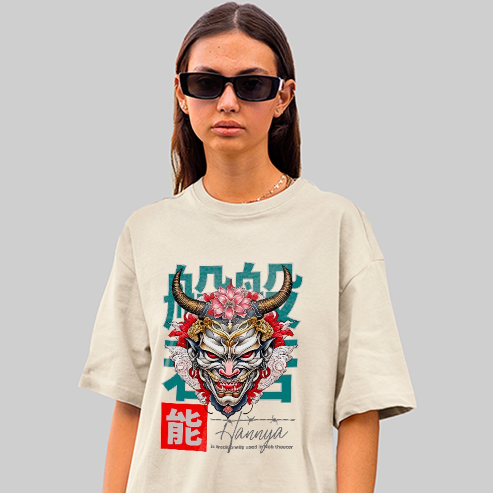 Camiseta Oversized Premium Hannya Samurai Oriental Japão Streetwear Unissex Off White