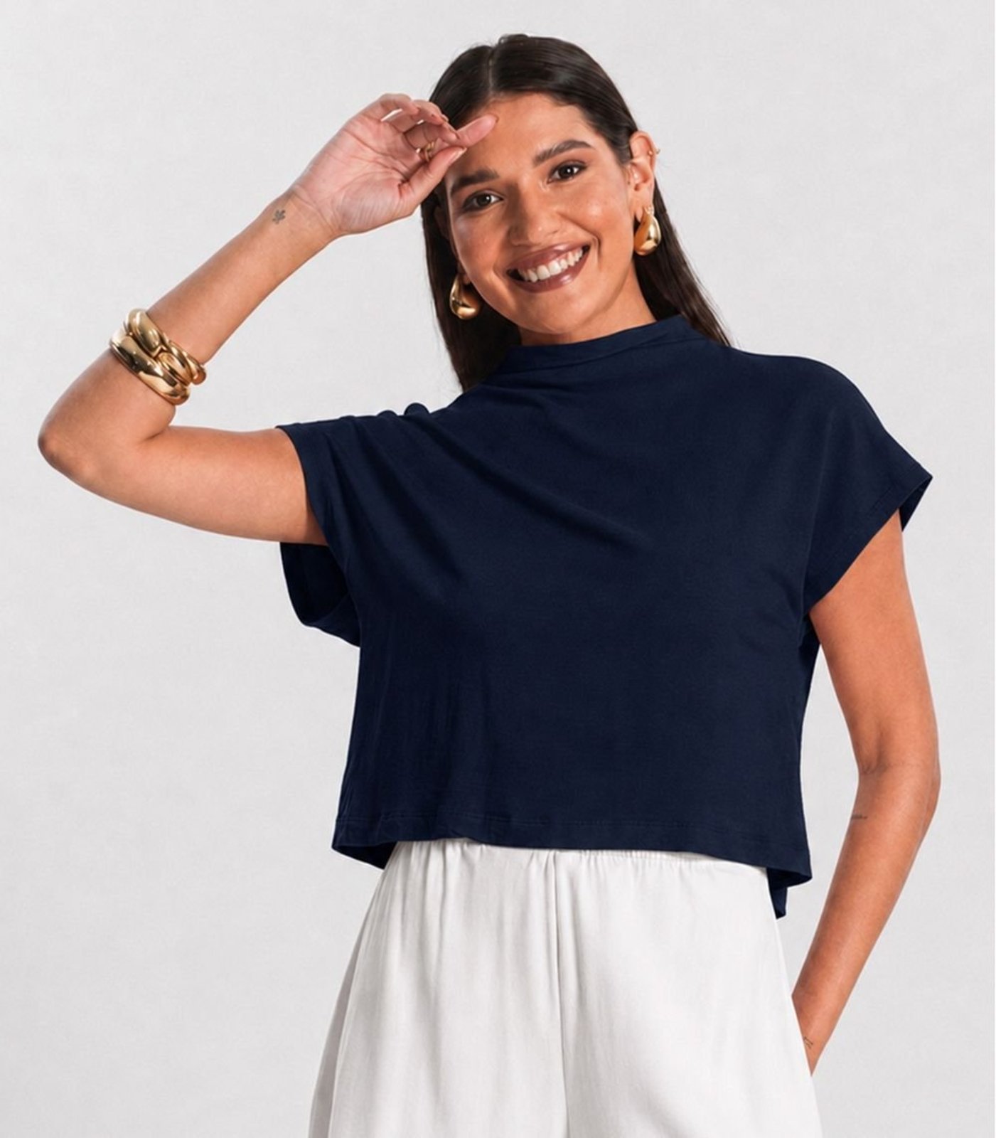 Blusa Feminina Com Gola Chaminé Infinita Cor Azul