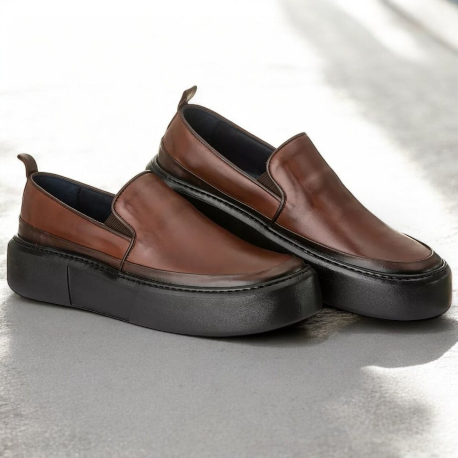 Sapato Slip On Masculino Calce Facil Sola Alta Mr Light 100% Couro Mouro