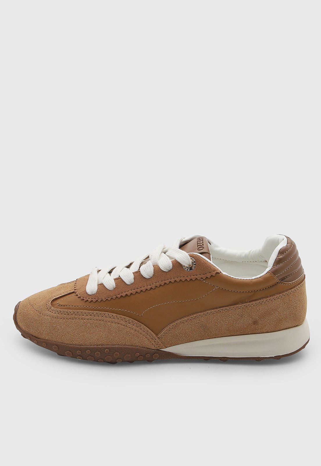 Tênis Feminino Arezzo Cano Baixo Caramelo