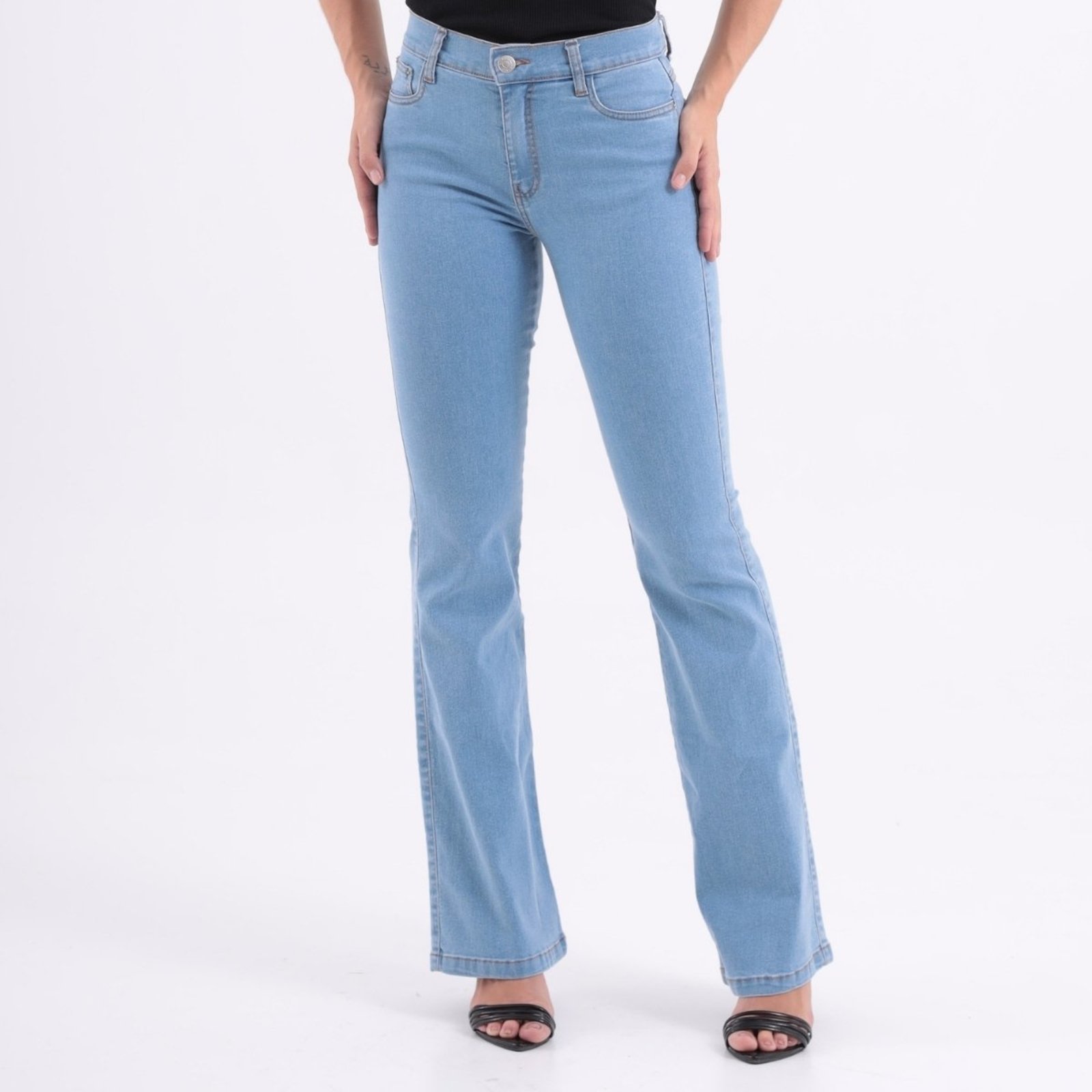 Calça Flare Jeans Feminina Revanche Lozna
