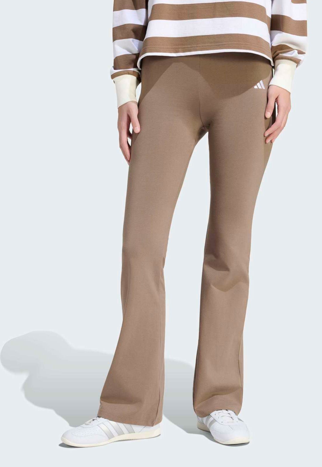 Calça Legging Feminina adidas Sportswear Essentials Marrom