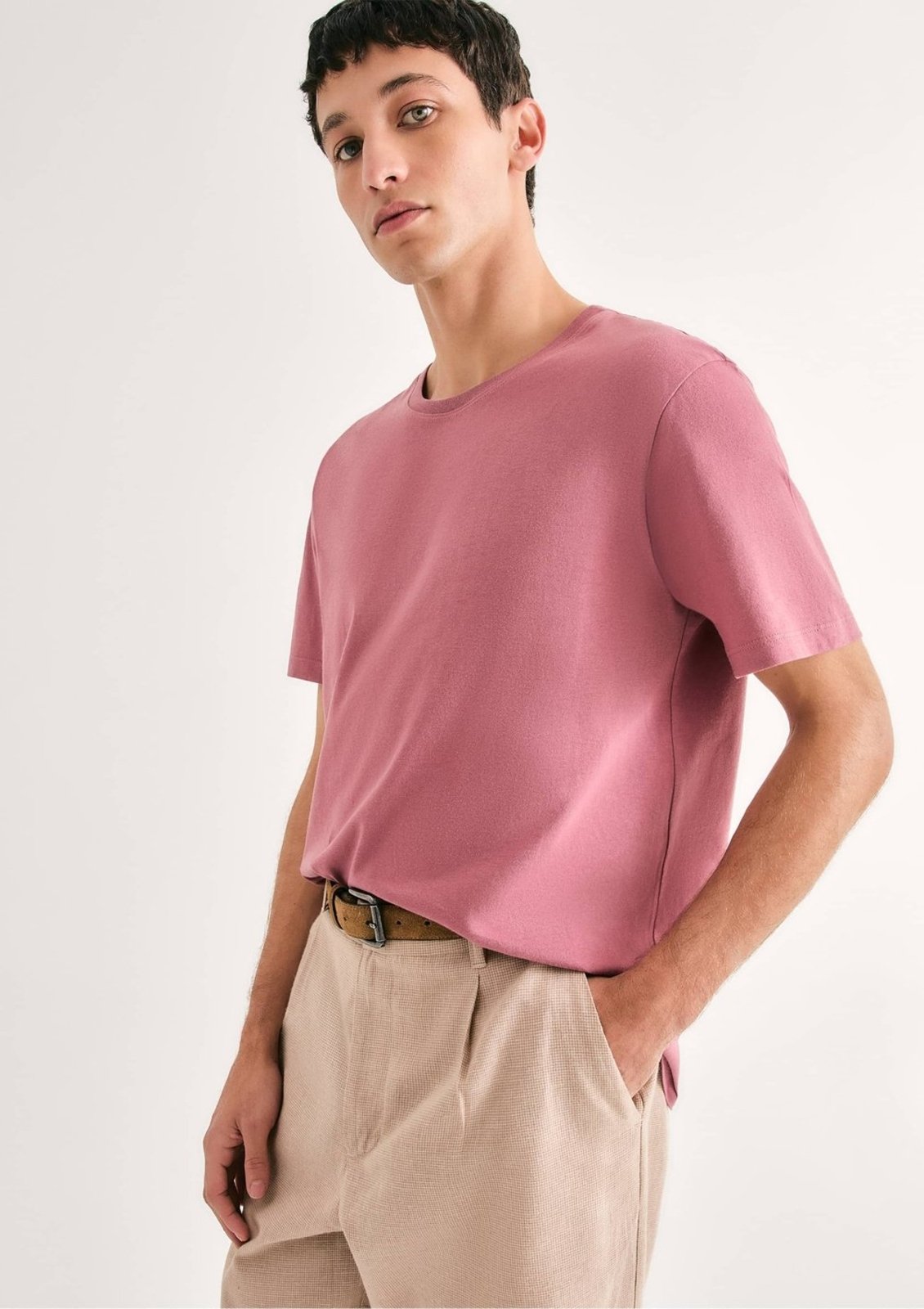 Camiseta Básica Unissex Manga Curta Regular World Hering