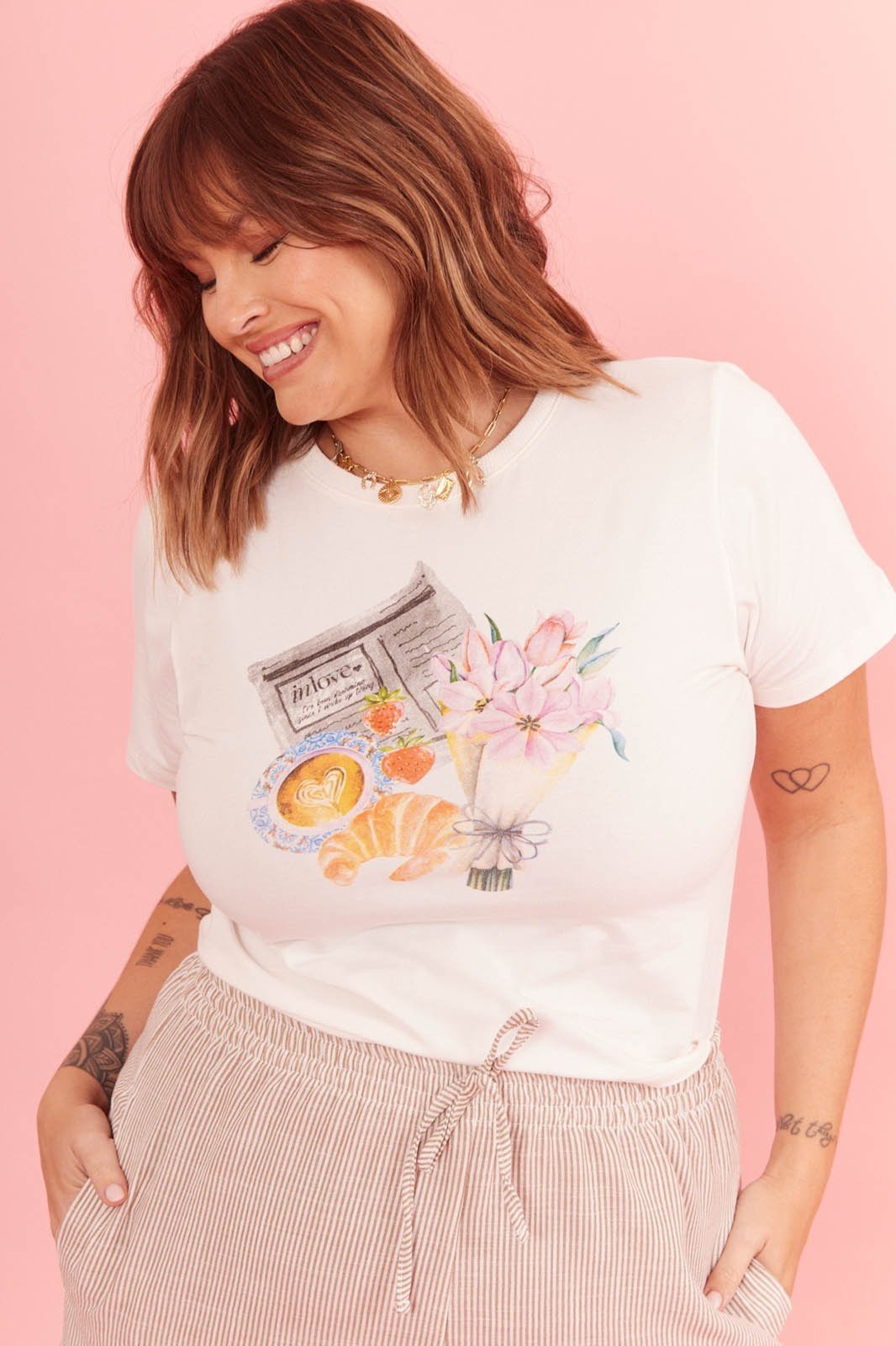 Baby Tee In Love Jornal Paris Off White