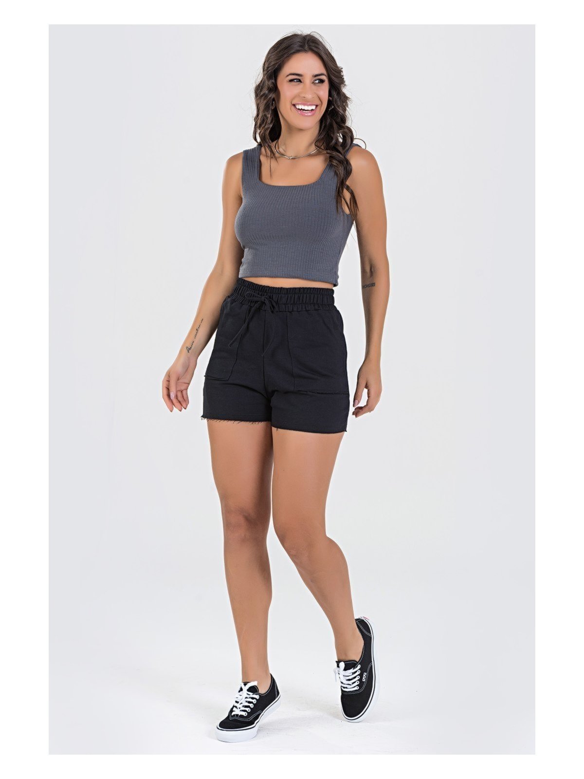 Vista 3 Blusa Cropped Ribana Canelada Chumbo Meu Jeans cinza Meu Jeans cinza
