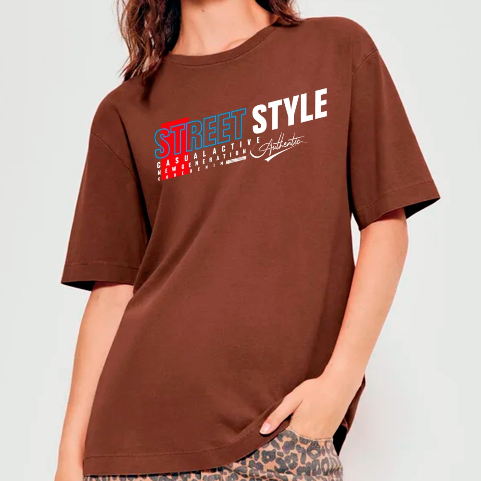 Camiseta Ousy Streetwear Street Style Casual Active Tipografia Autêntica Oversized Unissex Marrom