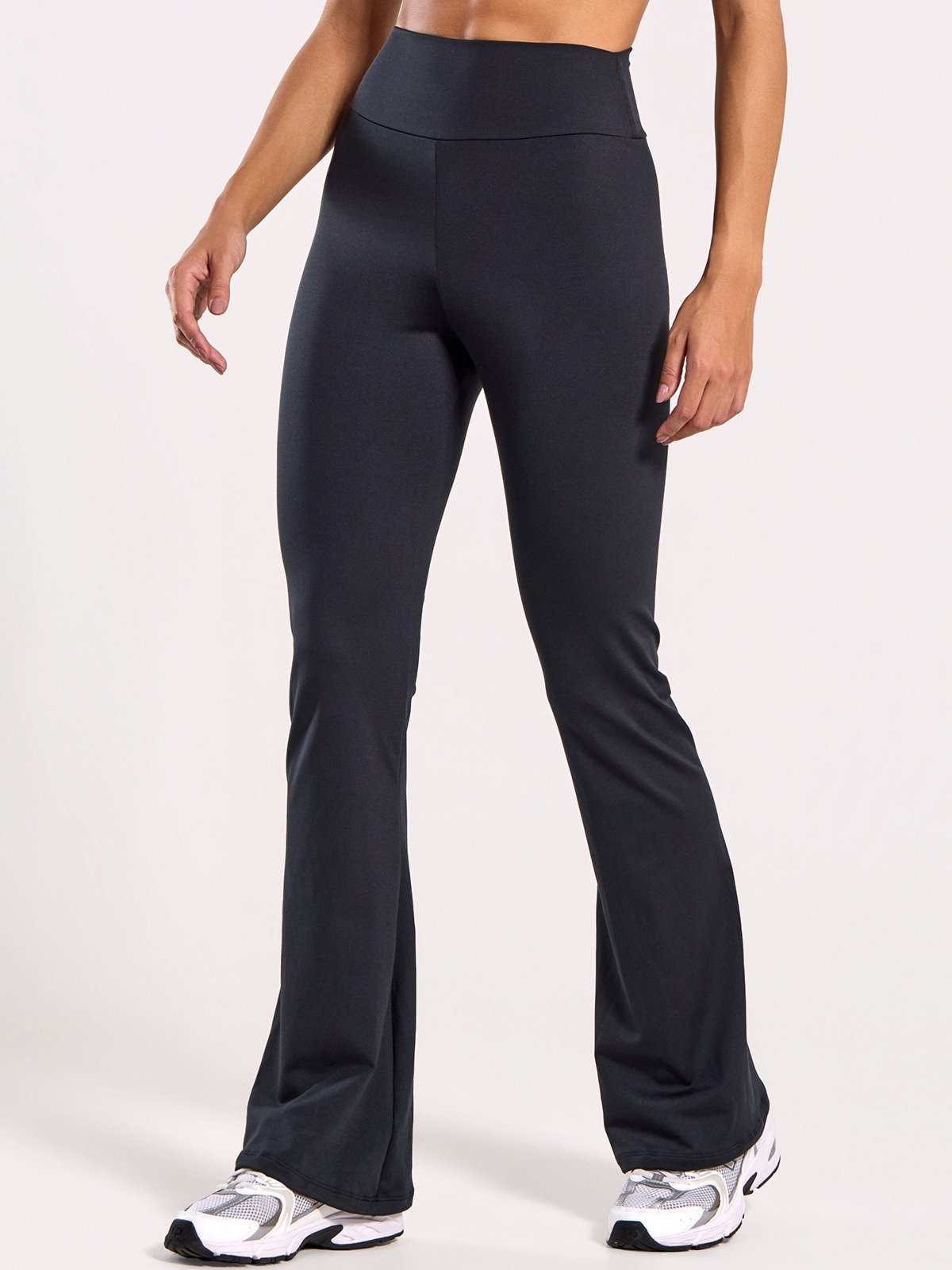 Calça Flare Flanelada Térmica Preta