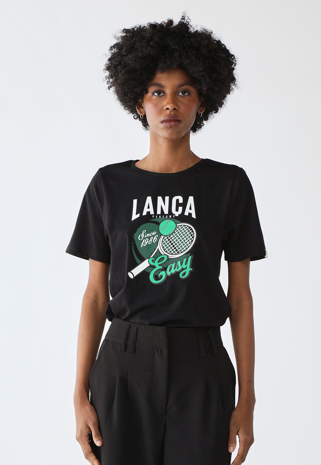 Camiseta Lança Perfume Regular Easy Club Preta