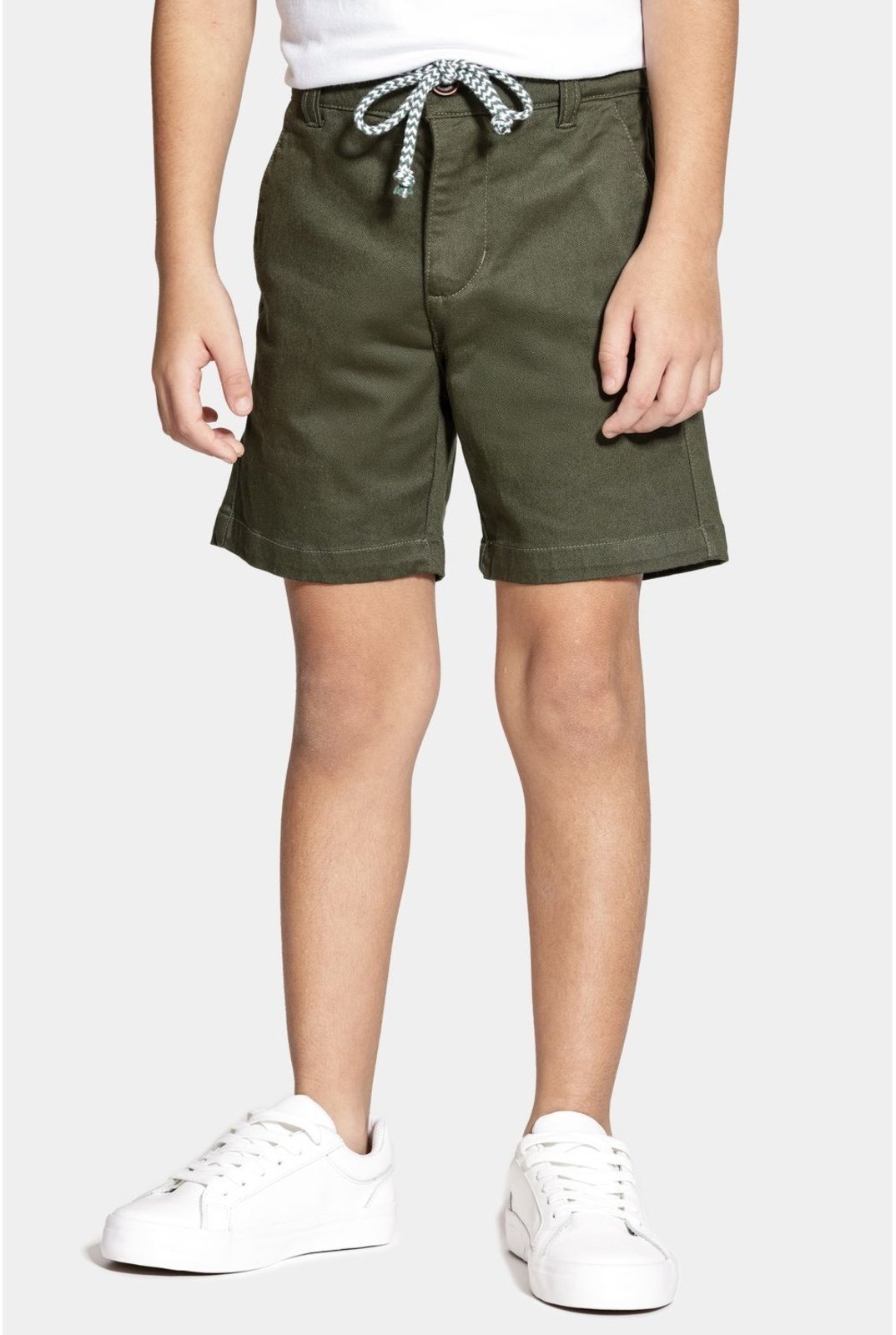 Vista 2 Infantil - Bermuda Aramis Sarja Chino Maquinetada Militar verde Aramis verde