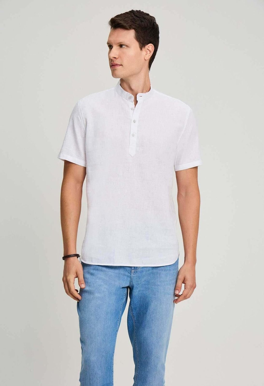 BATA DOCTHOS SLIM MANGA CURTA GOLA PADRE LINHO MISTO BATA DOCTHOS SLIM MANGA CURTA GOLA PADRE LINHO MISTO 001 BRANCO PP