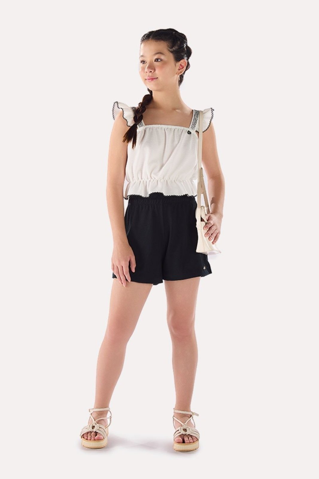 Infantil - Conjunto Blusa Off com Strass e Shorts Clochard