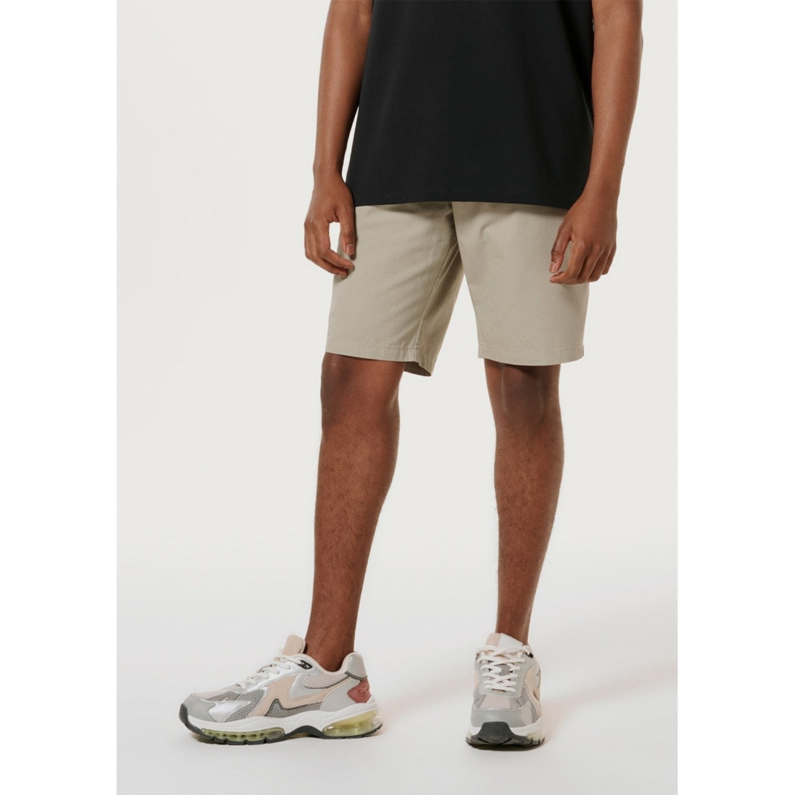 Bermuda Básica Masculina Chino Reta Em Sarja Hering