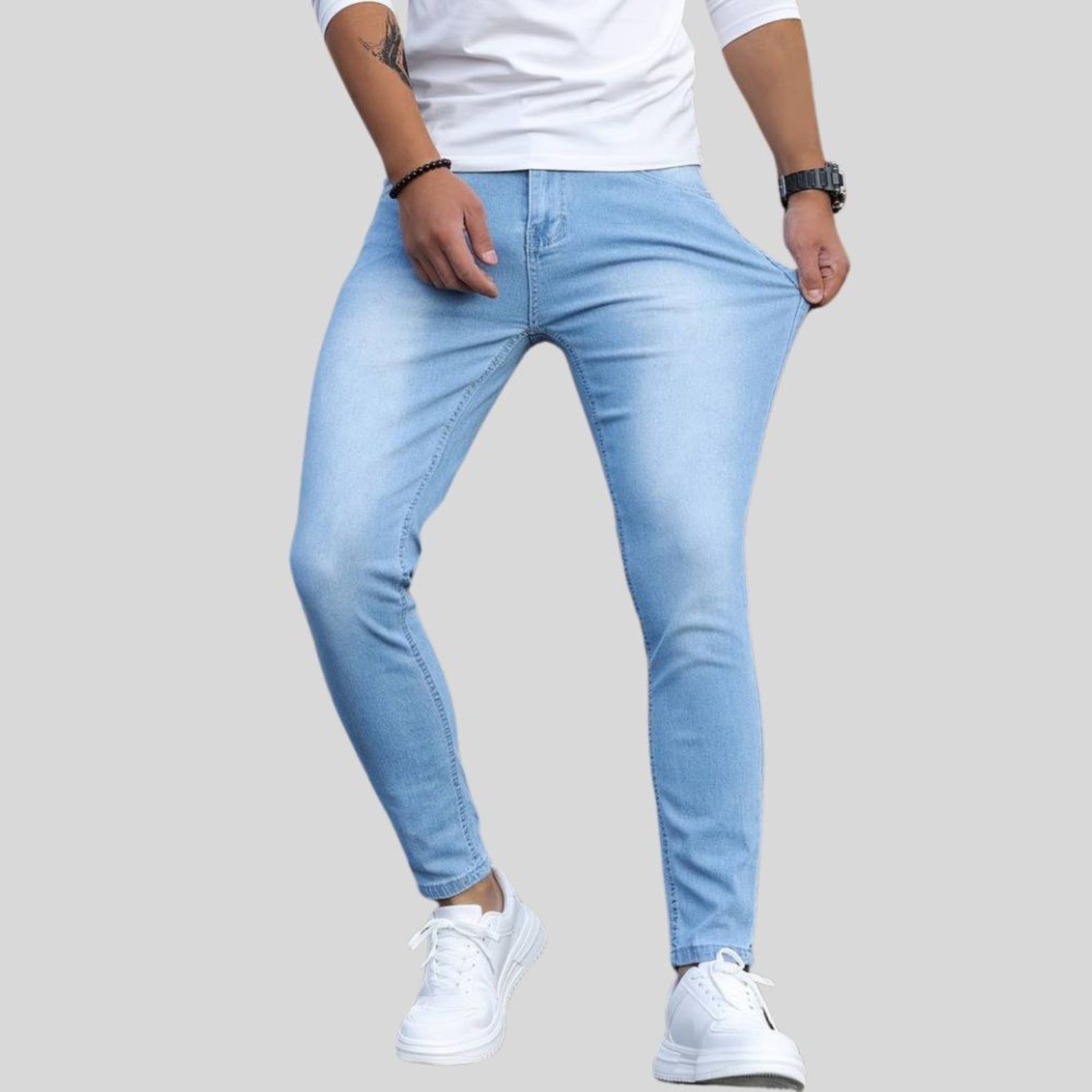 Calça Jeans Masculina Lavagem Claro Skinny com Elastano e Costura Reforçada Lavagem Clara