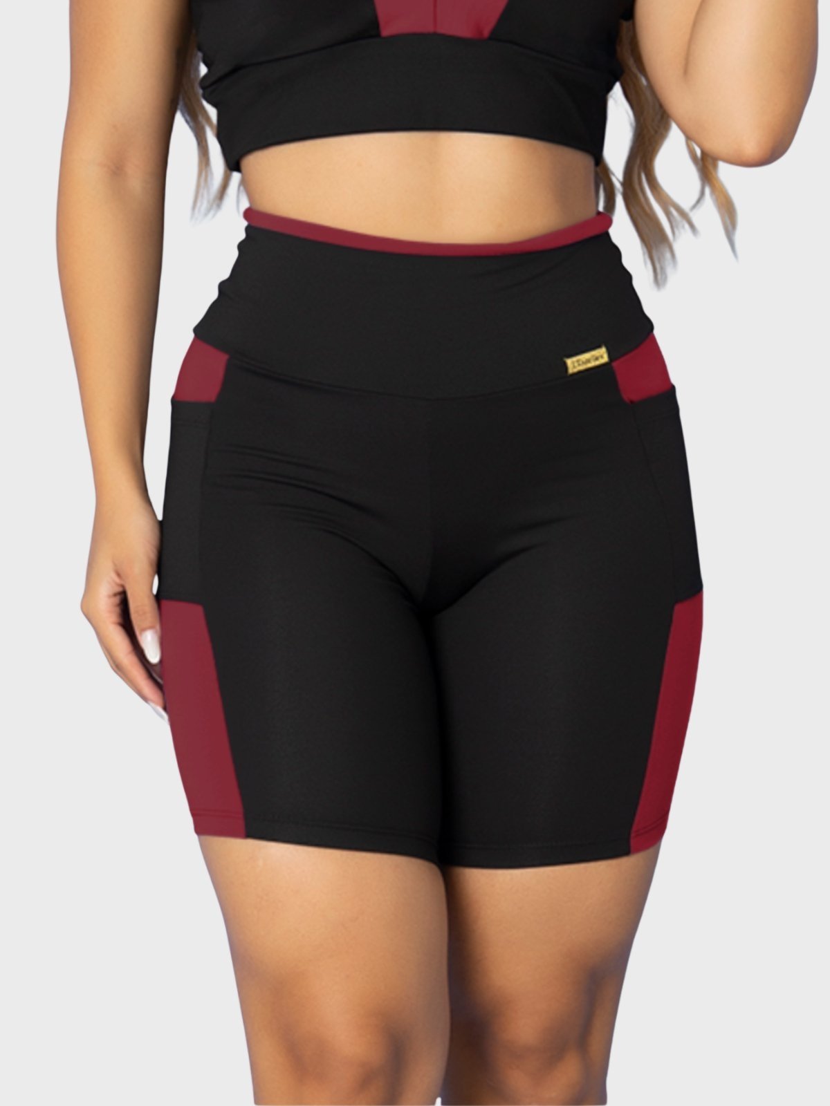 Short Fitness Tarelles Cintura Alta Bolso Preto e Bordô
