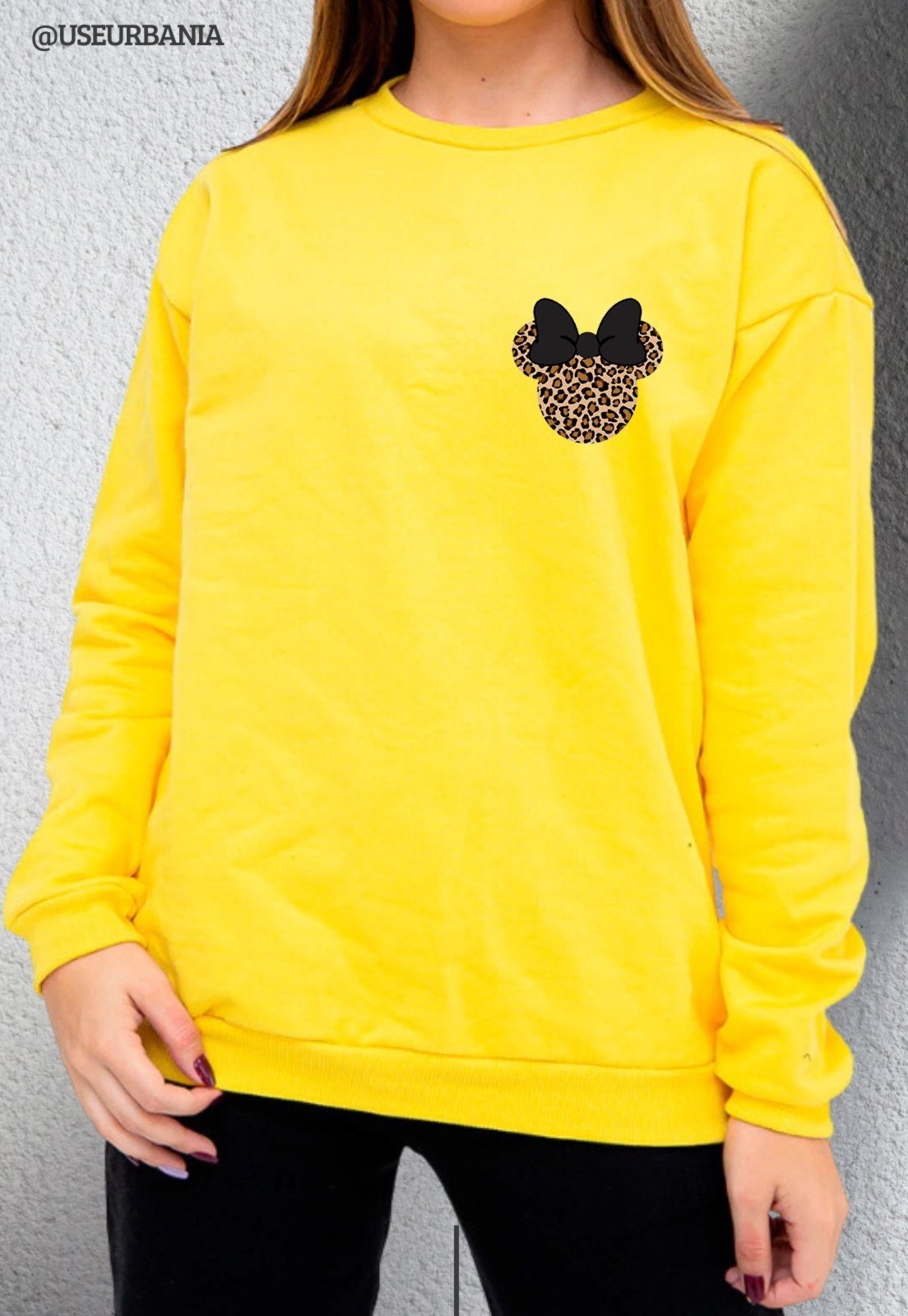 Moletom Sem Capuz Blusa mooboo Casual Sem Bolso Moleton urbania Gola Redonda Careca Promoção Tamanho Adulto Amarelo Estampa laço onça