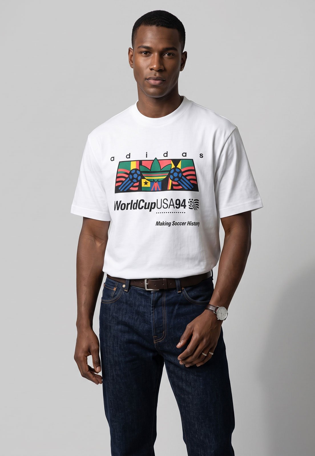 Camiseta adidas Originals Archive Africa 94 Graphic Branca