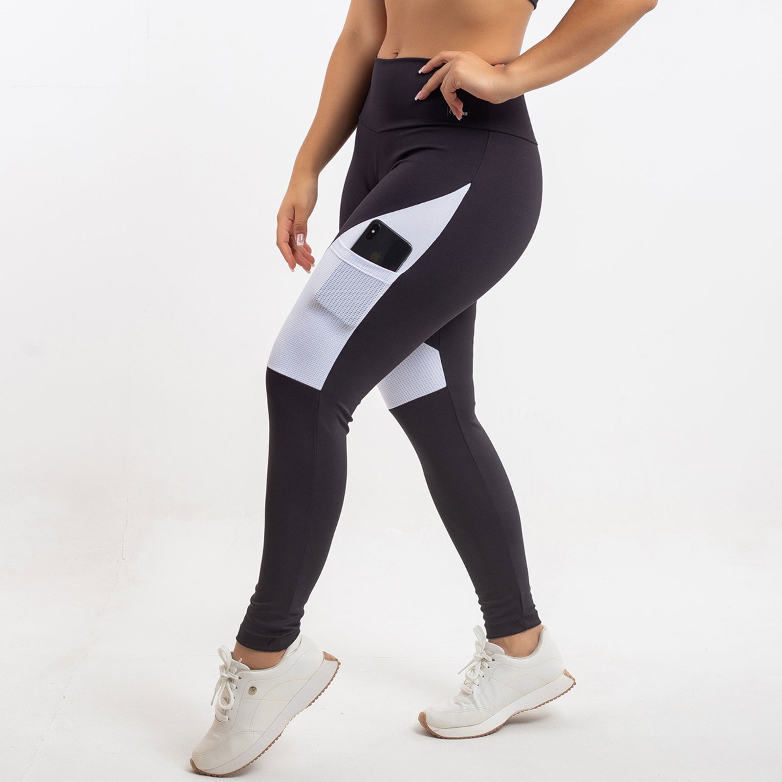 Calça Feminina Legging Zero Transparencia com Bolso e Cós Alto Duplo Academia Fitness – Viére Preto