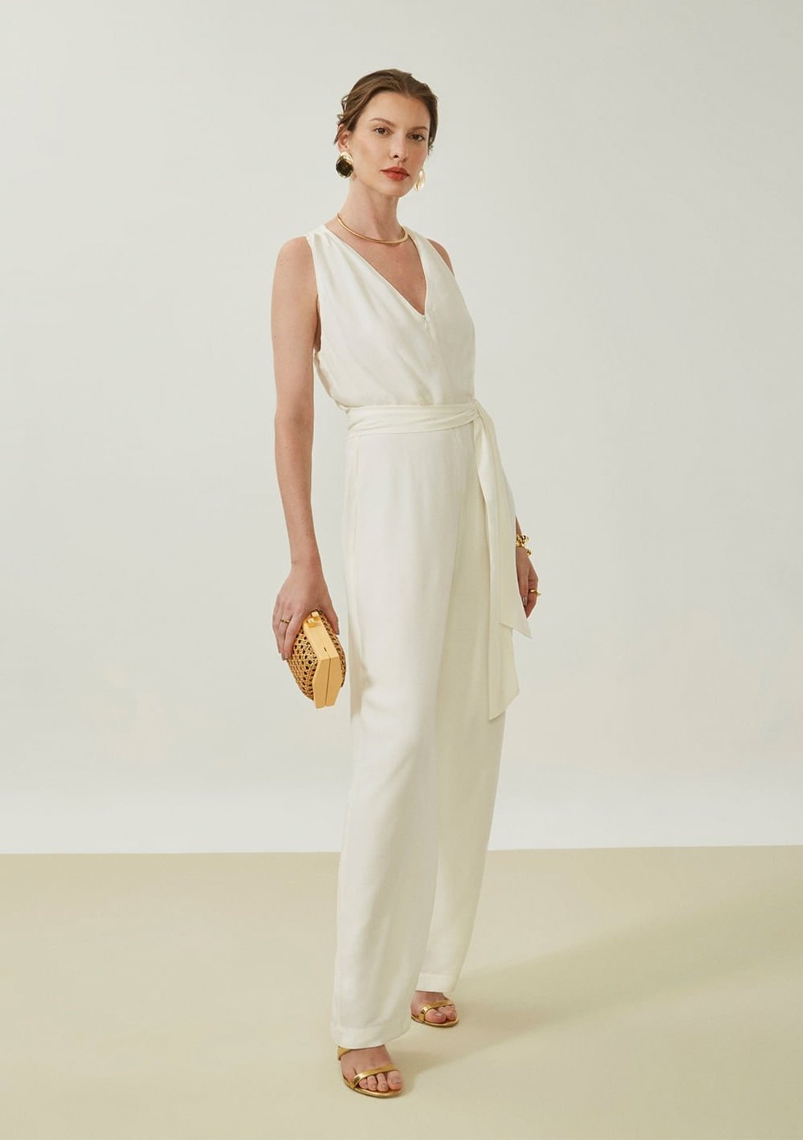 Macacão Maria Valentina Solto Decote V Sem Manga Longo Off-white