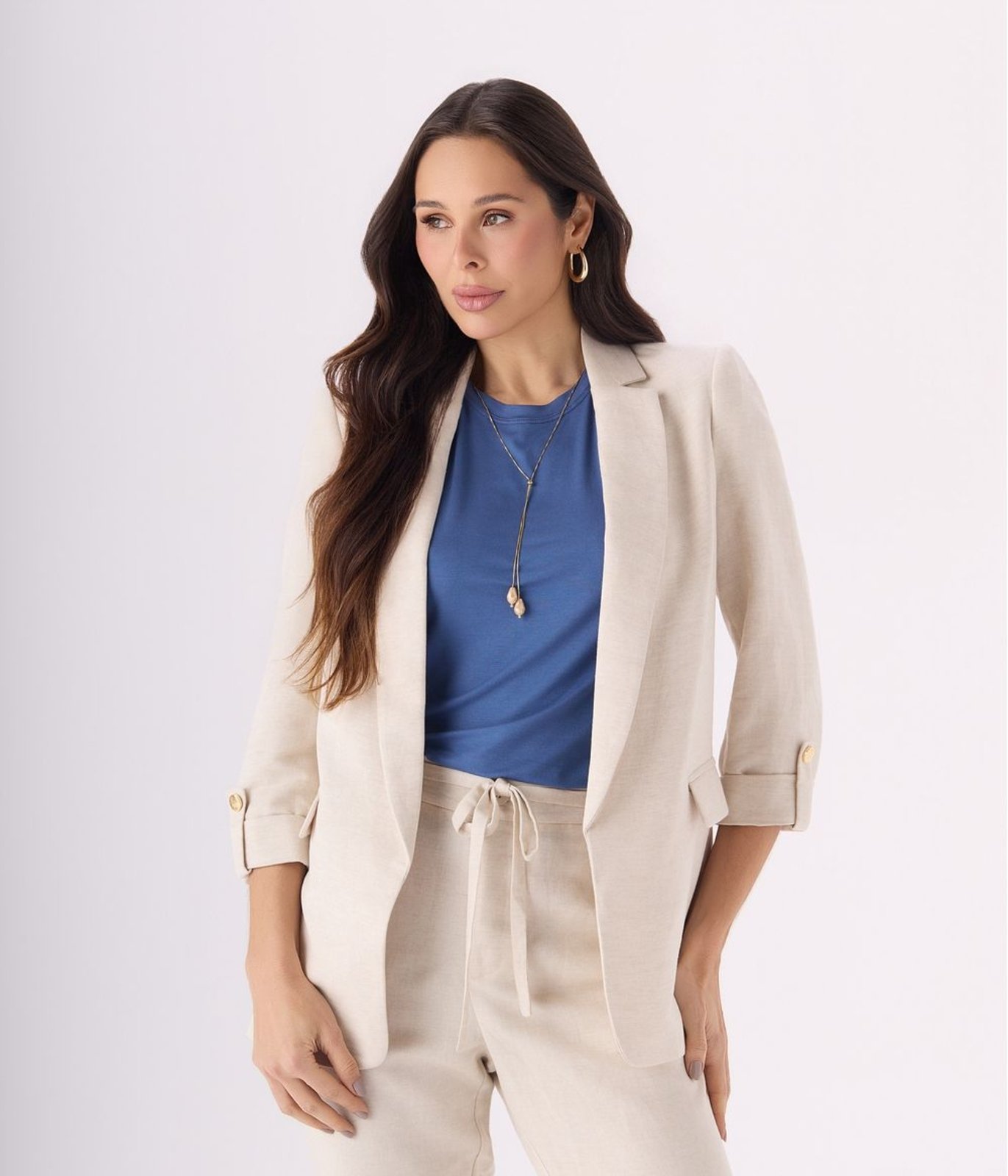 Blazer Makenji Manga Sete Oitavos Botoes Na Manga Feminino Areia