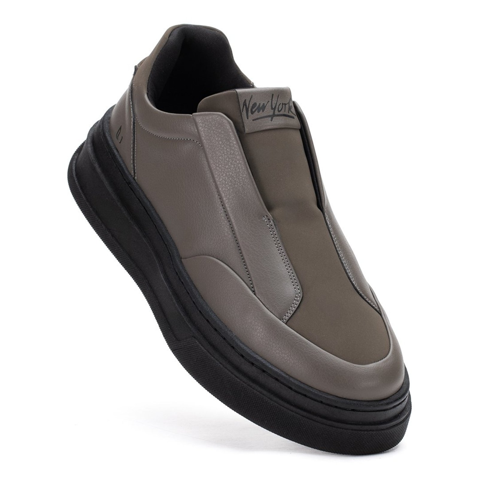 Tênis Masculino Casual Slip On Calça Fácil Mule Iate Grande Sola Alta Street Alto