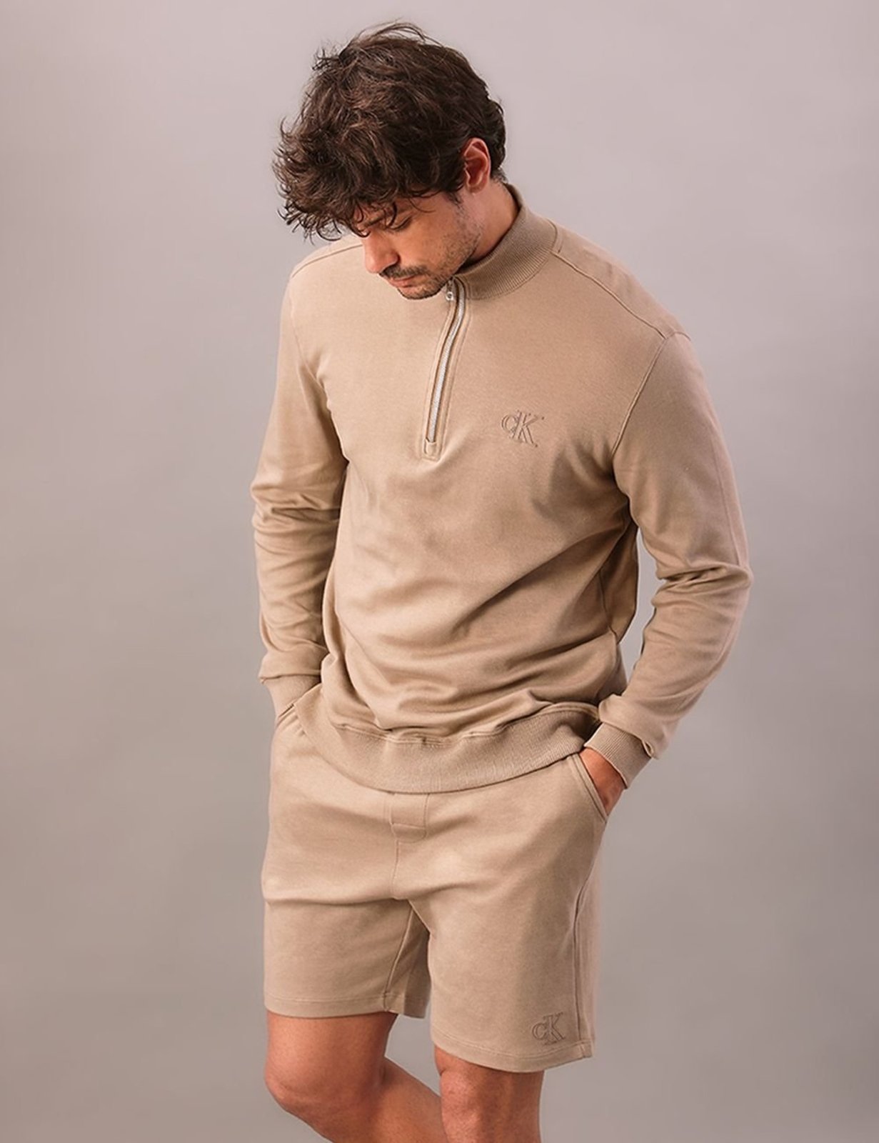 Bermuda Masculino Bolsos Suedine - Caqui Medio Calvin Klein Jeans
