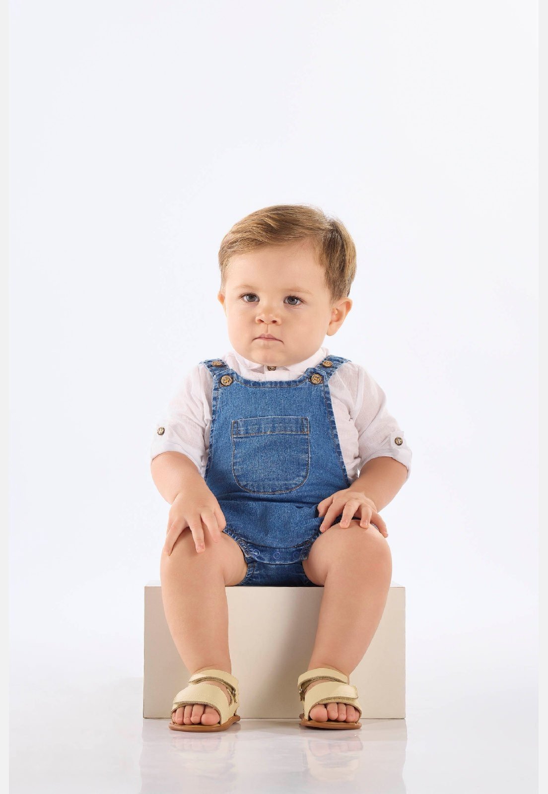 Vista 2 Infantil - Jardineira Jeans para Menino Up Baby azul Up Baby azul