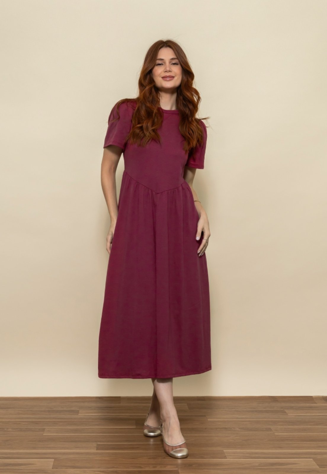 Vista 2 Vestido Audrey Malha Lisa vinho vinho
