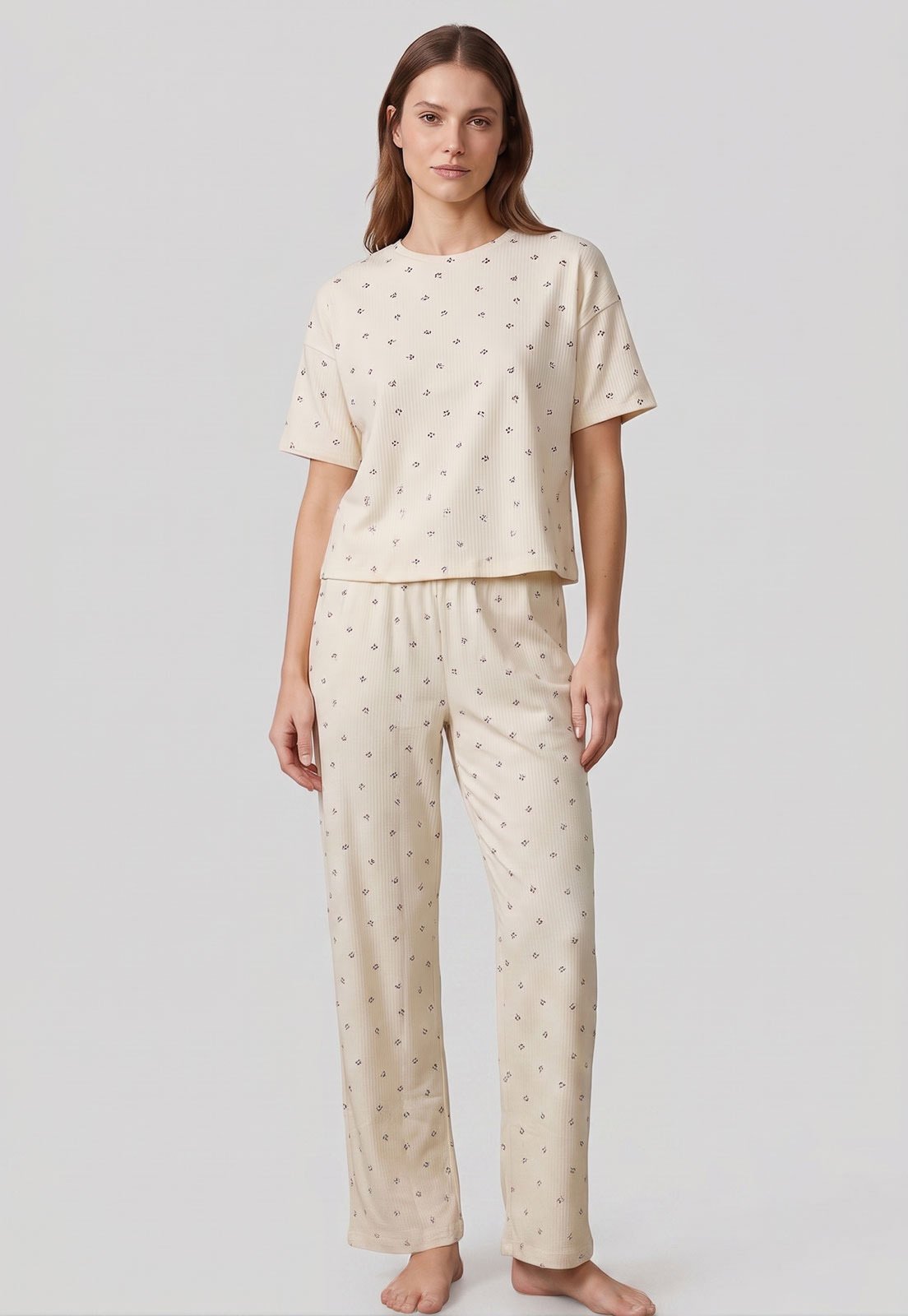 Conjunto Pijama Feminino Hering Top e Calça Creme