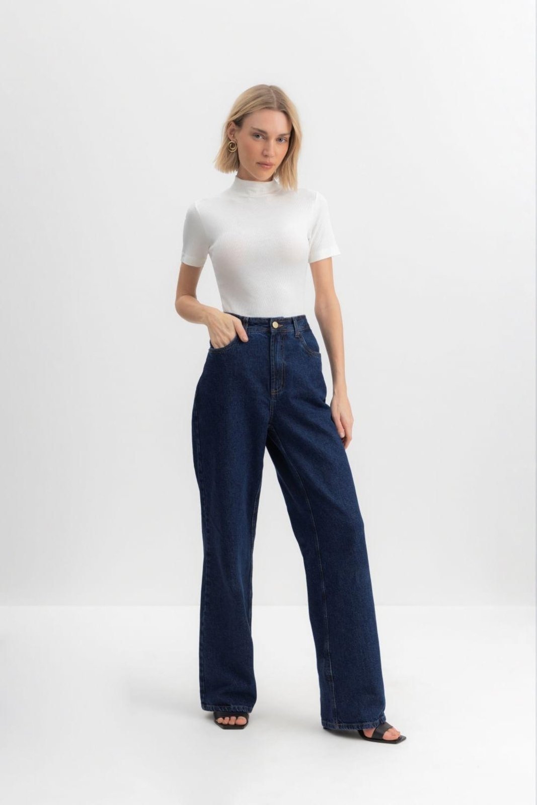 Vista 2 Calça Jeans Wide Leg Feminina Essendi Jeans Escuro azul azul