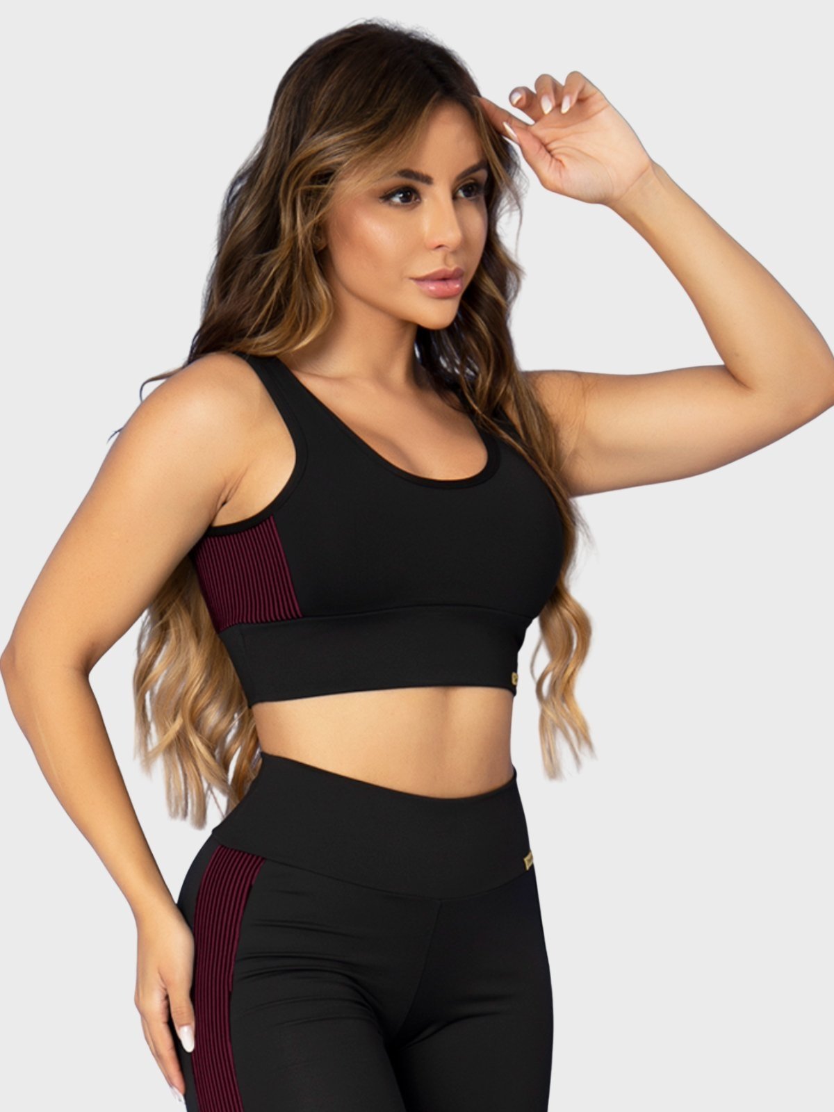 Top Fitness Tarelles Alça Larga 3D Forrado Preto e Bordô