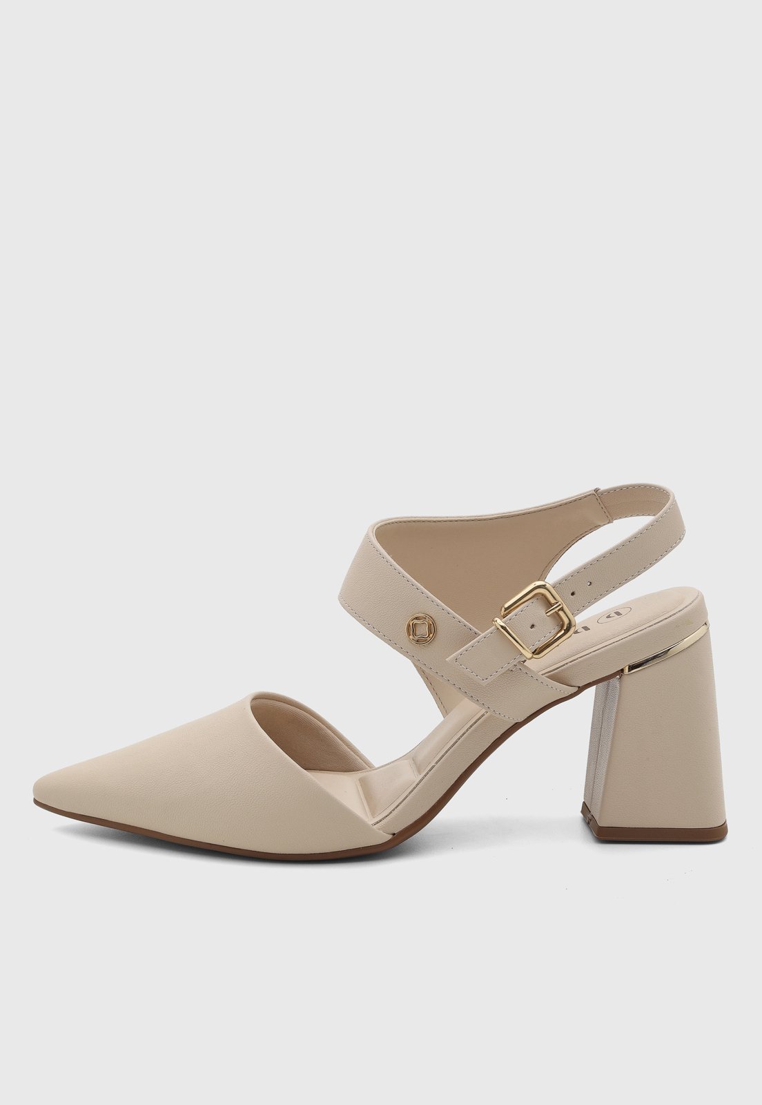 Scarpin Feminino cê Bico Fino Salto Médio Bege