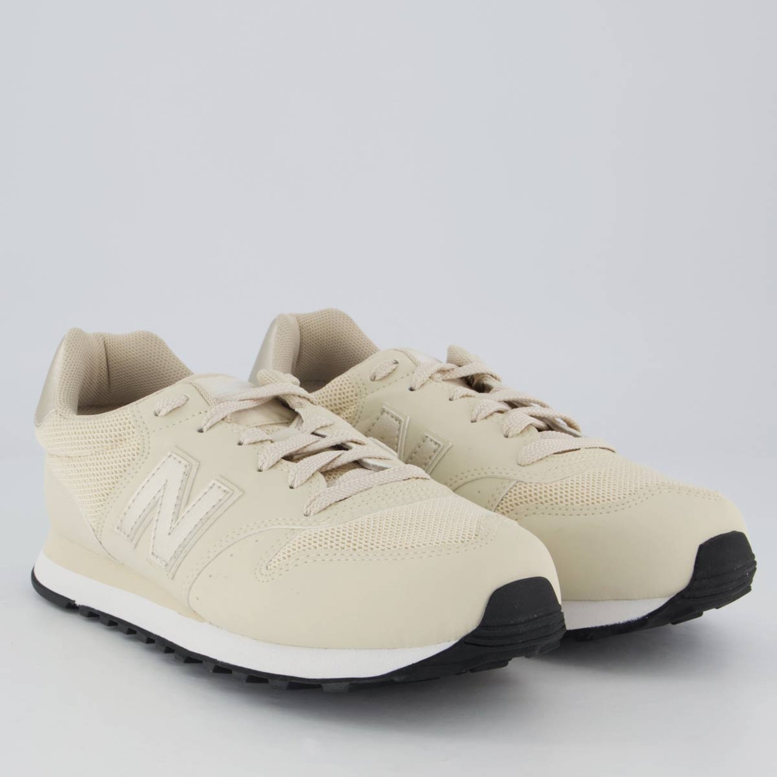 Vista 3 Tênis New Balance 500 V2 Feminino e Branco bege New Balance bege