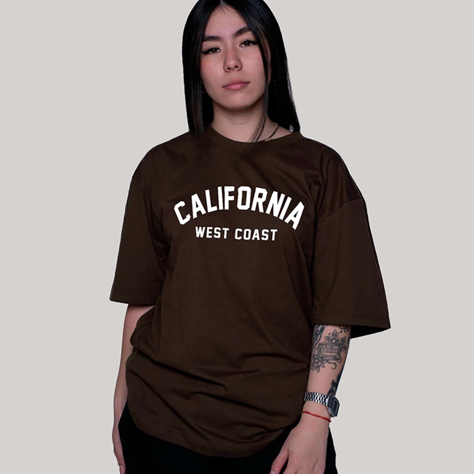 Camiseta Ousy California West Coast Oversized Unissex Marrom