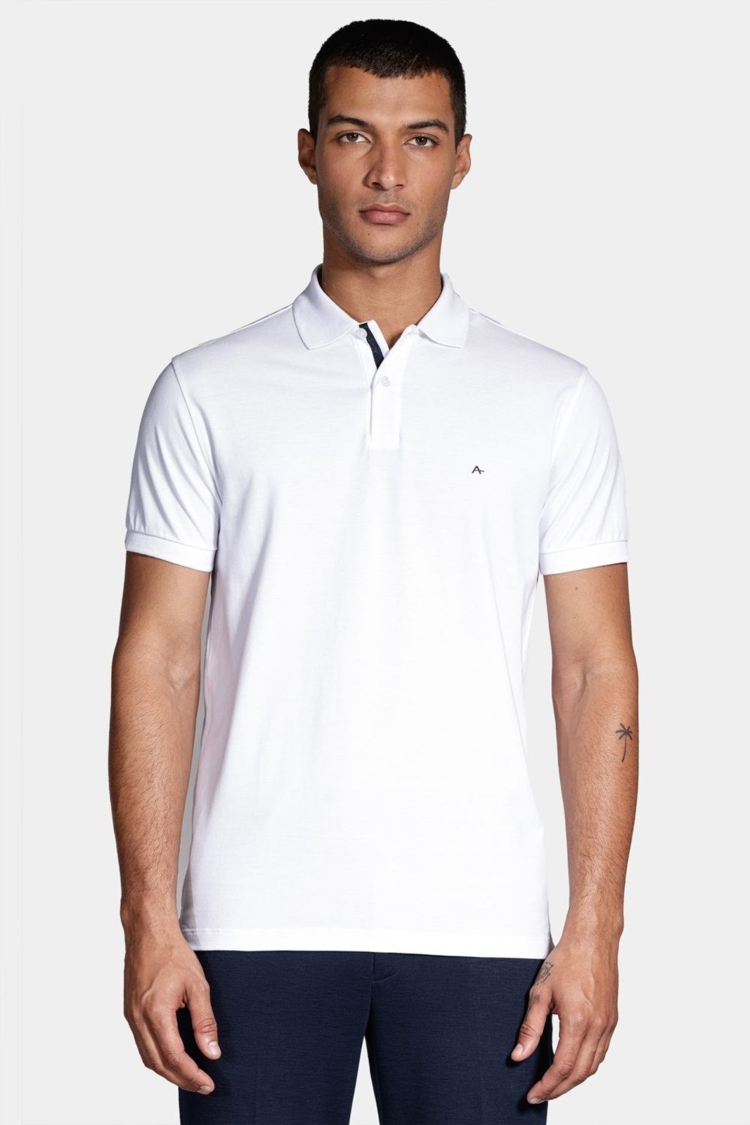 Polo Aramis Detalhe Interno Branco