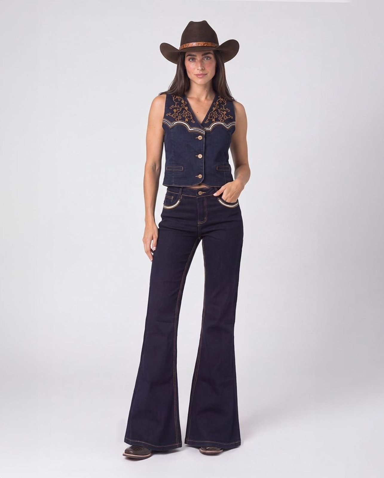 Calça Jeans Maxi Flare Feminina Bordada 25730 Amaciado Consciência