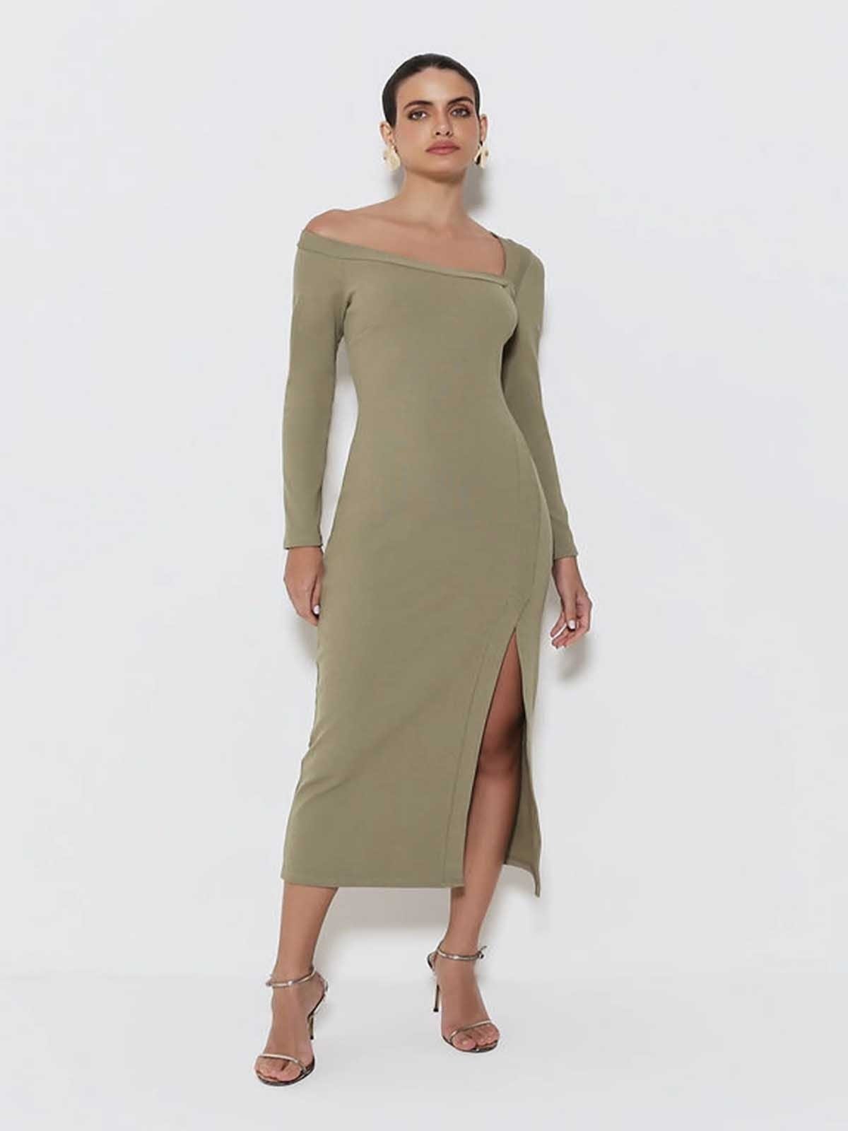 Vestido Midi Zen com Recorte Assimétrico no Decote Verde Pinheiro