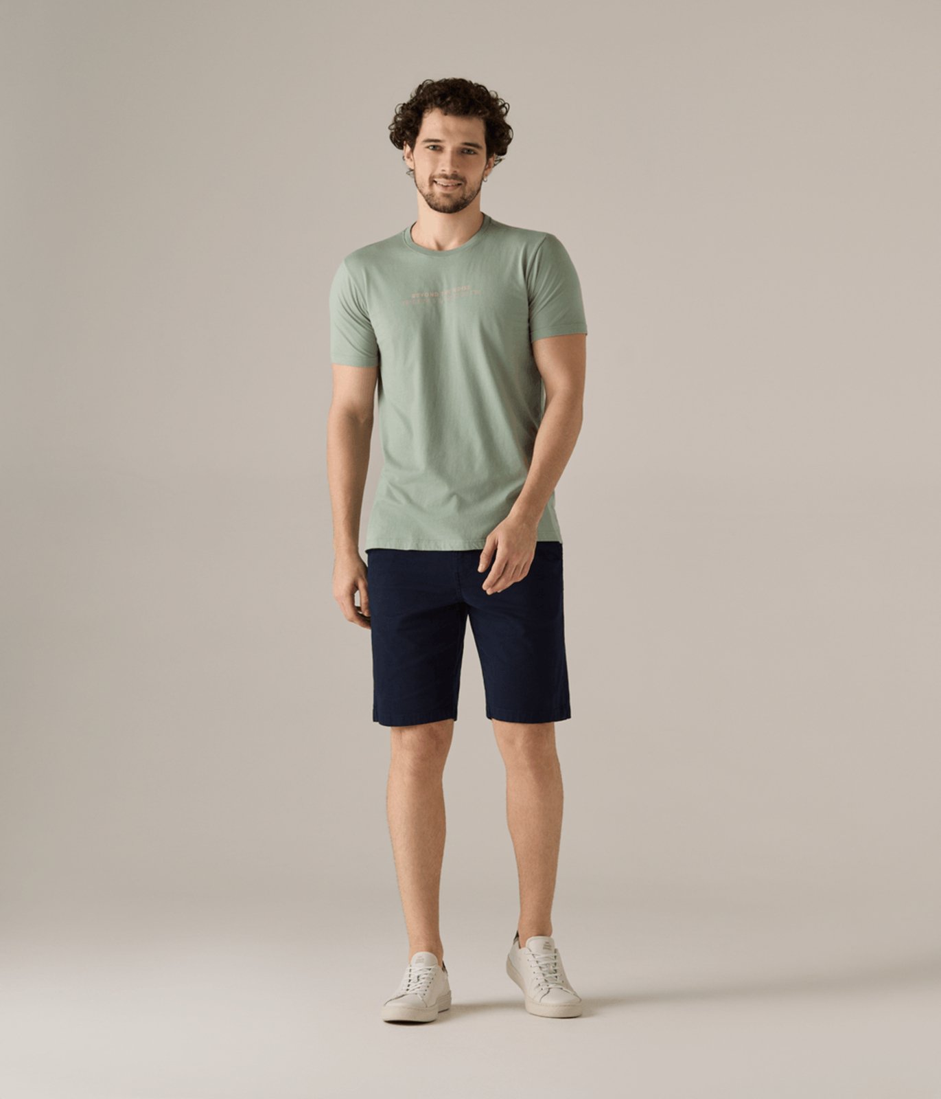 Bermuda Makenji Bolso-Faca Masculina Azul Marinho