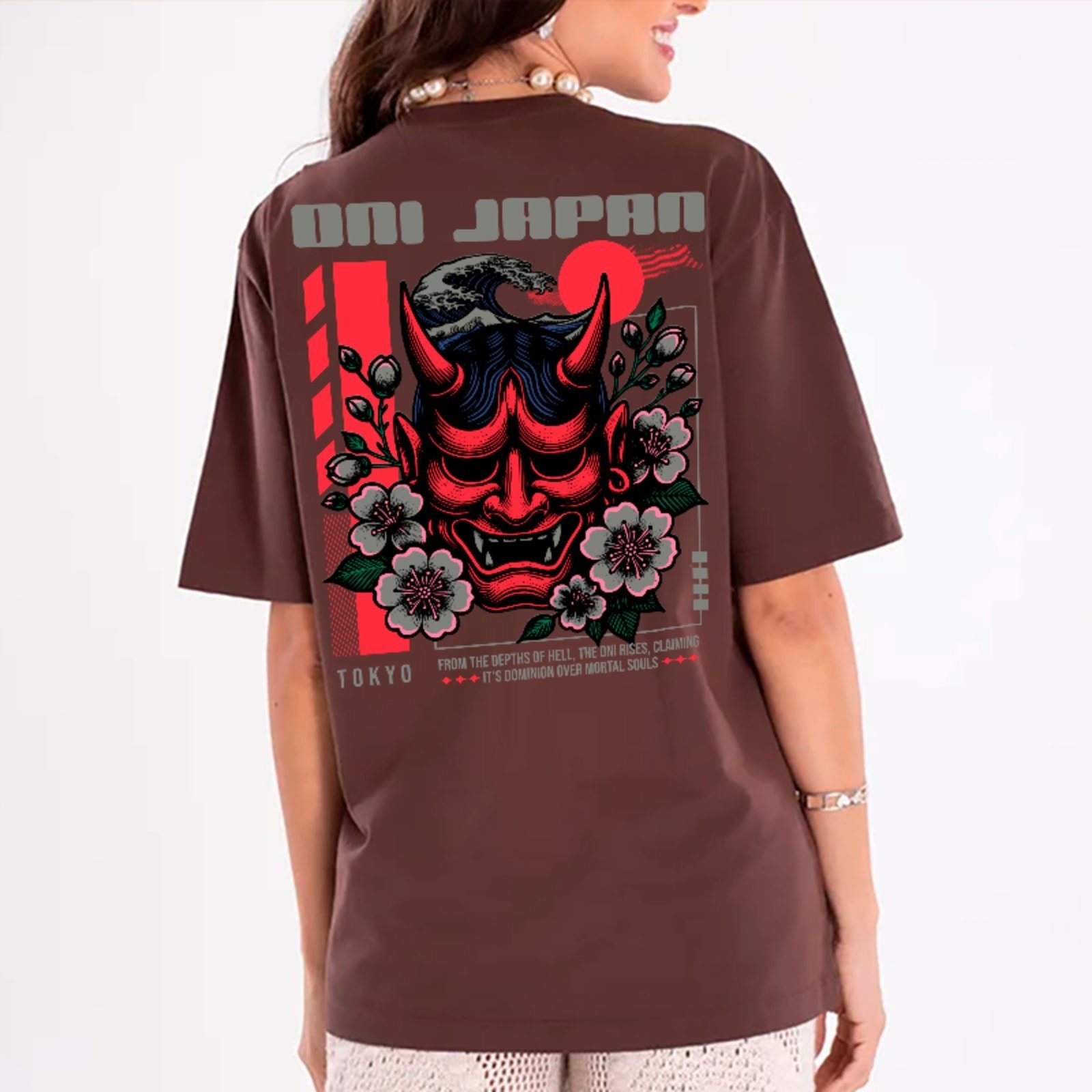 Camiseta Oversized Máscara Oni Estilo Japão Arte Oriental Unissex Marrom