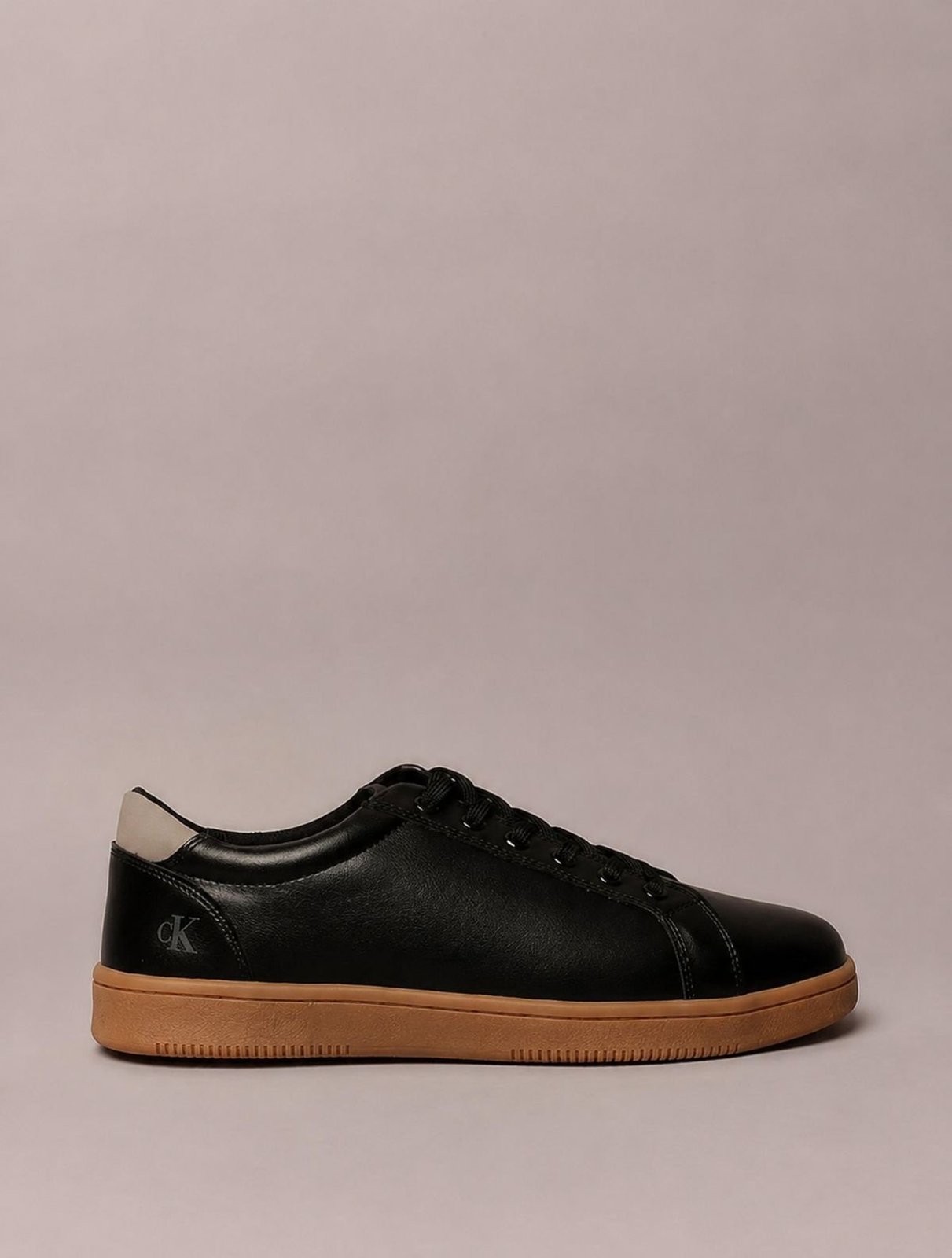 Tênis Calvin Klein Jeans Slim New Basic - Preto/Cinza Medio Calvin Klein Jeans