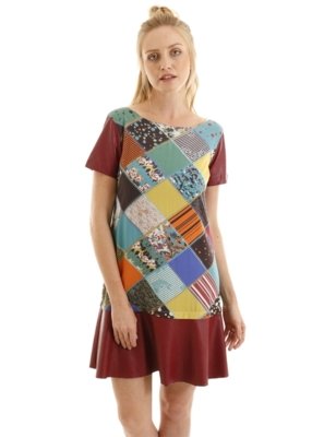 Vestido AHA Estampado Com Detalhe Bordô Menor preço em Vestido AHA Estampado Com Detalhe Bordô