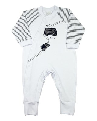 Macacão Ano Zero Bebê Suedine 2 Caminhões Branco Menor preço em Macacão Ano Zero Bebê Suedine 2 Caminhões Branco