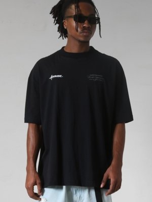 CAMISETA HUGE APPROVE CREATIVE DEPARTAME - PRETO