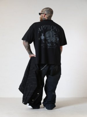 CAMISETA HUGE APPROVE CUPID - PRETO
