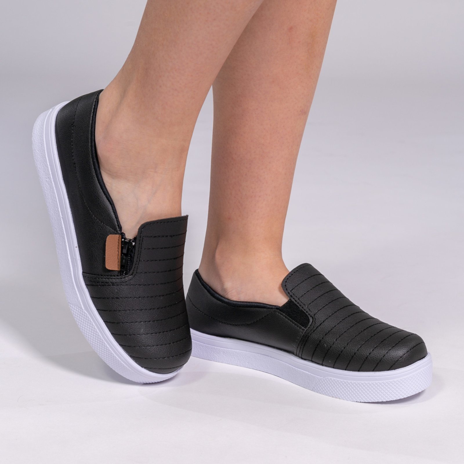 Slip on sales feminino bordado